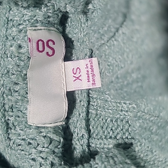 SO Striped Cable Knit Cropped Turtleneck Sweater | Green White | XS - Picture 6 of 10